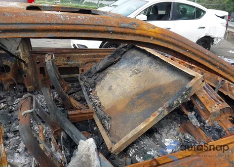 1998 Lincoln Mark Viii Lsc z USA, uszkodzony, nr VIN 1LNFM92V3WY72956